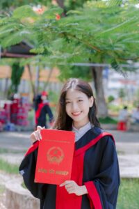 Sự thật về bằng tốt nghiệp đại học.jpg