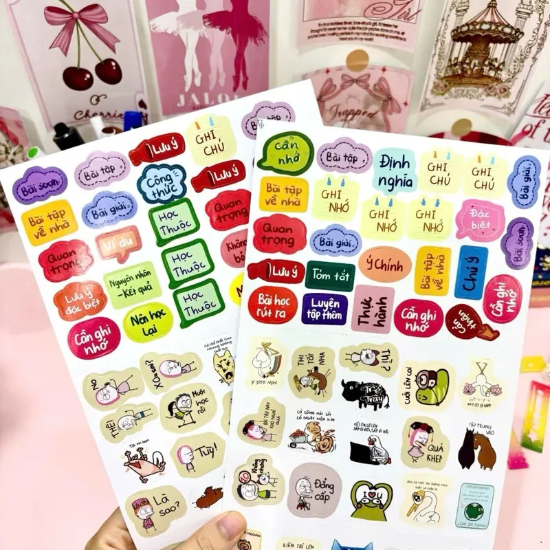 Sticker ghi chú đi kèm nhãn vở in theo môn học cấp 1-2-3