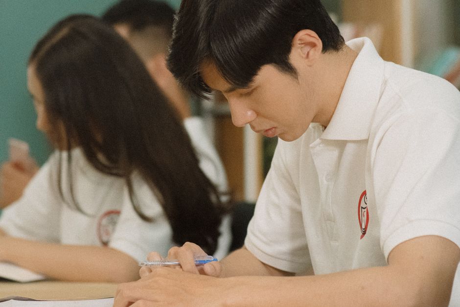 Học sinh tập trung cao độ trong giờ học Học sinh tập trung học tập sau khi tham gia khóa học tạo động lực học tập